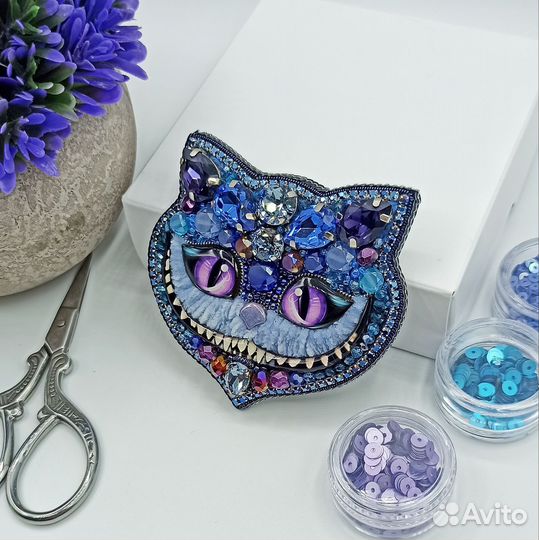 Брошь ручной работы