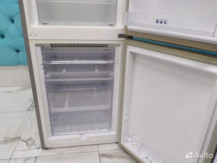 Холодильник whirlpool WNC4046