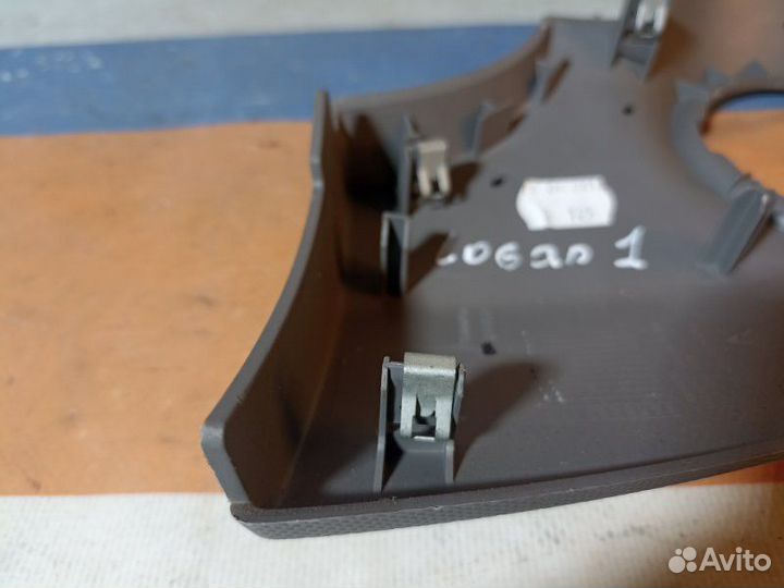 Накладка торпедо левая Renault Logan 1 1.4 K7J710