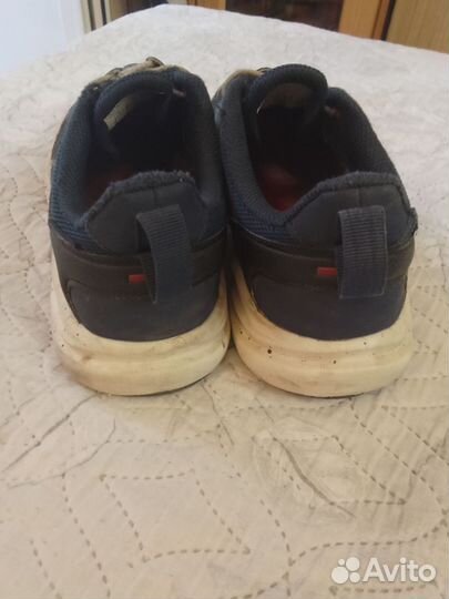 Кроссовки летние подростковые