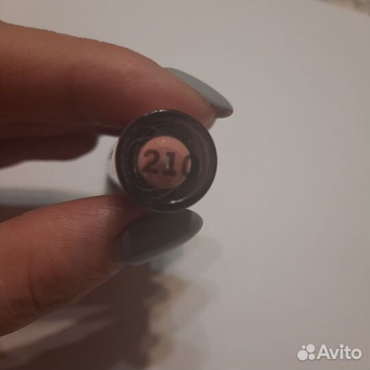 Матовая жидкая губная помада Vivienne Sabo