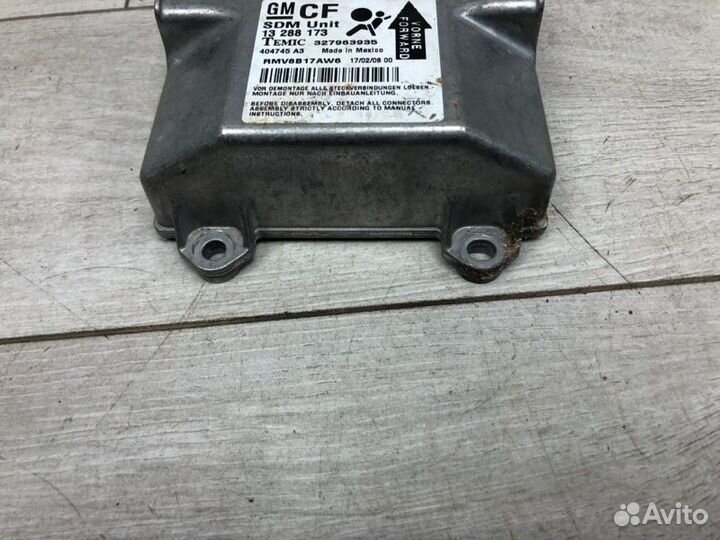 Эбу подушки безопасности Opel Zafira минивэн A 17