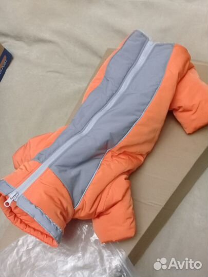 Куртка зимняя новая для собаки (девочки)