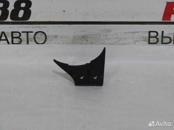 Кнопка обогрева сидений Kia Rio G4FA 2012