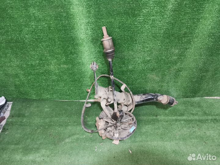 Кулак задний правый со ступицей Honda CR-V 3 06-12