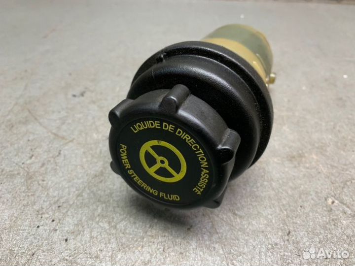 Бачок Гур Ford Focus 2 седан 1.6 hwdb 2005