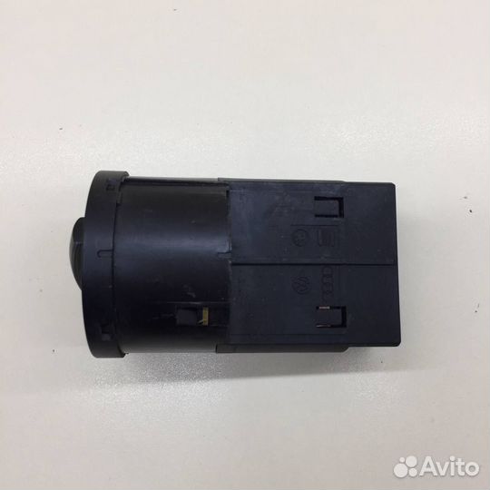 Переключатель света фар Volkswagen Polo MK5 2011-2020