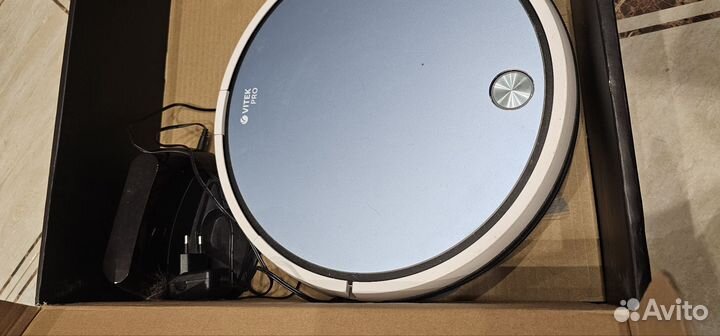 Робот пылесос