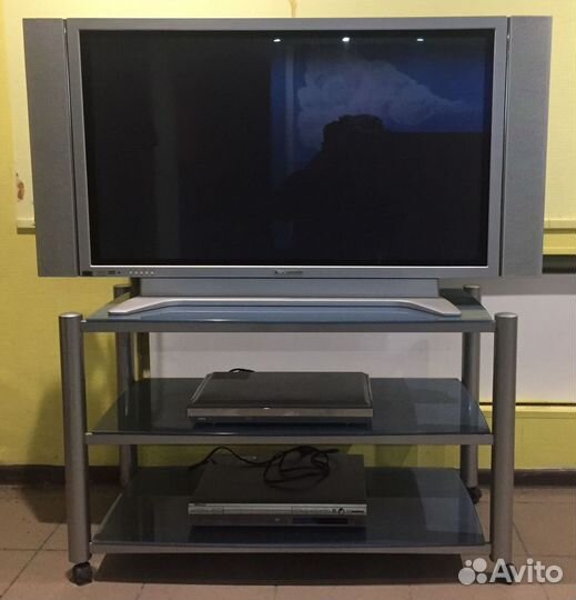 Стеклянная тумба под тв телевизор