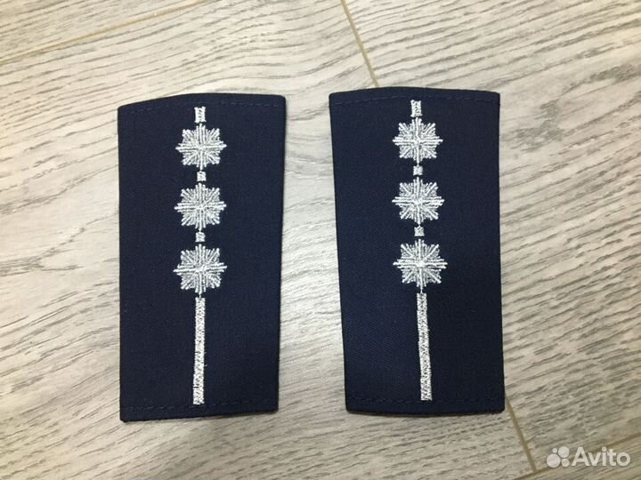 Погоны полиции и пожарных разных стран