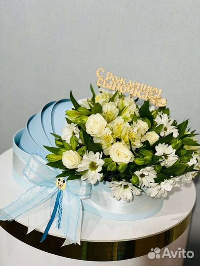 Букет на выписку в колясочке