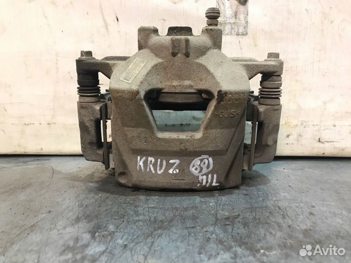 Суппорт тормозной передний левый Chevrolet Cruze