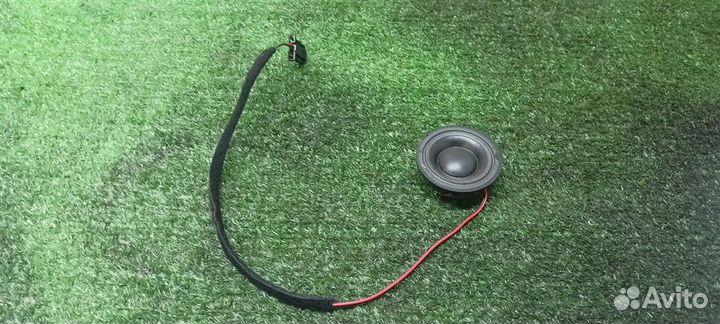 Динамик VW Touareg 2002-2010