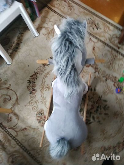 Лошадь качалка деревянная