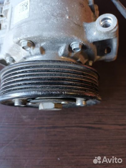 Компрессор кондиционера Skoda VW оригинал Б/У