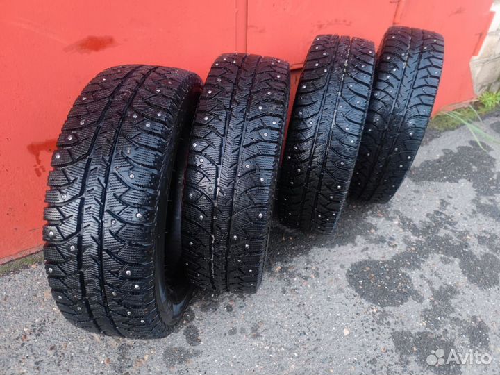 Bridgestone Ice Cruiser 7000S 175/70 R13 82T