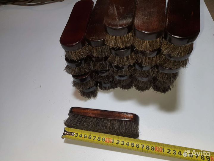 Щетка для одежды и обуви