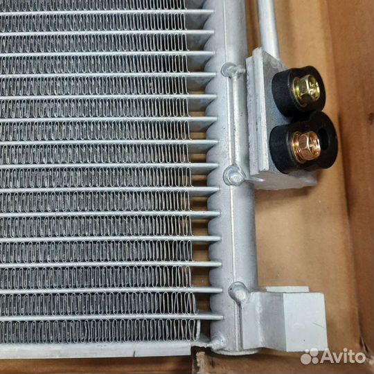 Радиатор кондиционера Solaris-17,kia rio 4