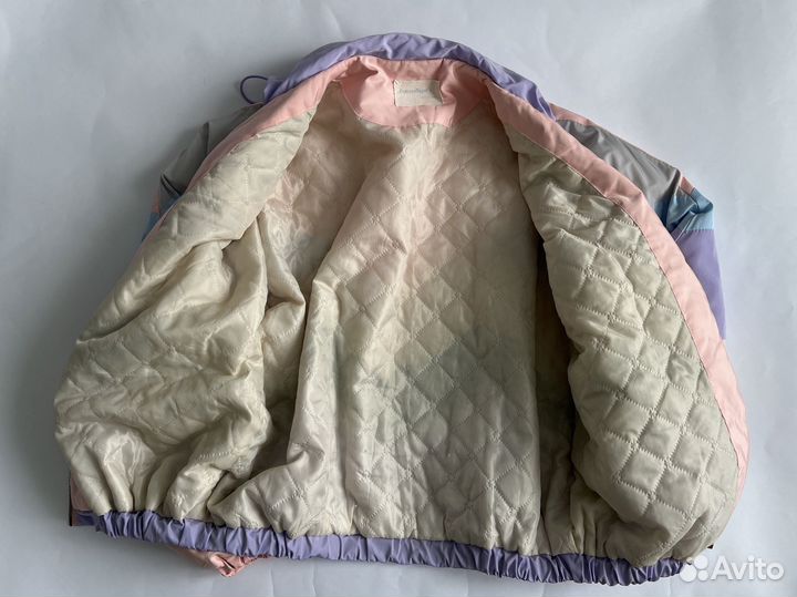 Спортивная легкая куртка