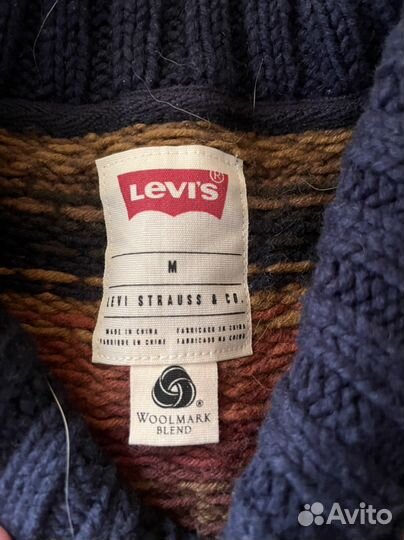 Свитер levis