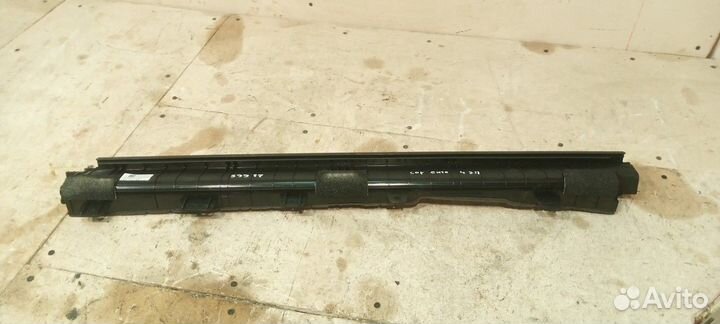 Солнцезащитная шторка задняя правая (Kia Sorento)