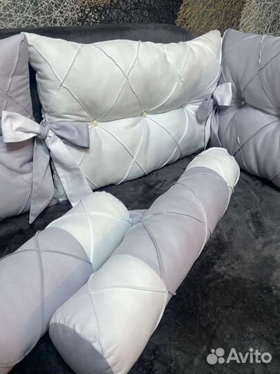 Бортики в кроватку.Новые.Доставка