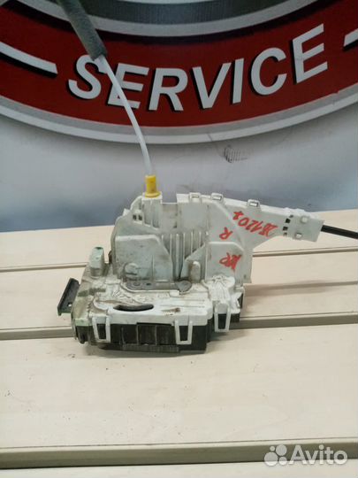 Замок передней двери mercedes sprinter 906