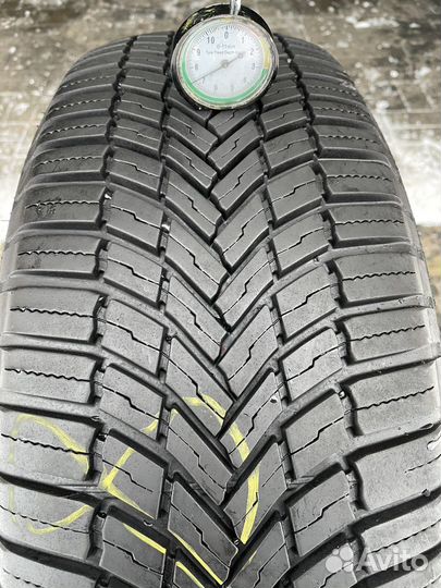 Bridgestone Weather Control A005 Evo 235/65 R17