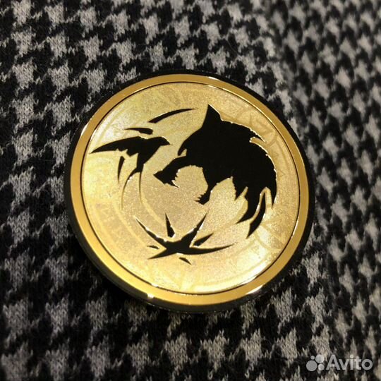 Значки, пины, никелевые наклейки