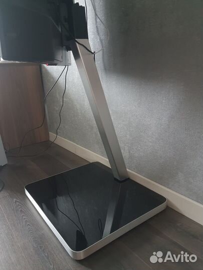 Продам стойку под телевизор