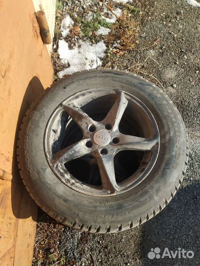 Bfgoodrich G-Force Stud 215/65 R16