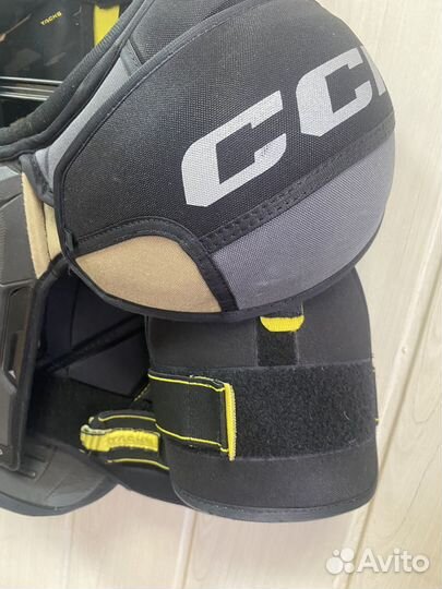 Нагрудник хоккейный ccm as 580 / SR