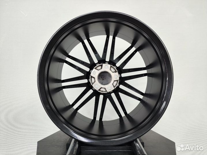 Диск MR AMG R19 5X112 разношир задок gbml