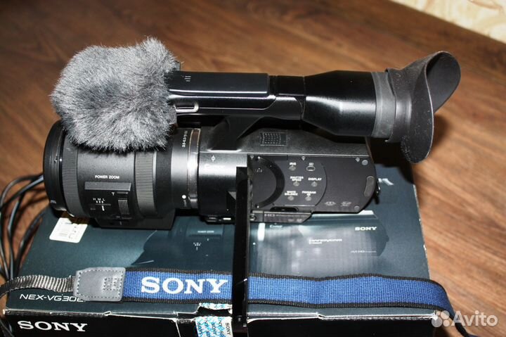 Видеокамера sony NEX-VG30EH