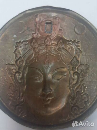 Тарелка с Боддхисатвой