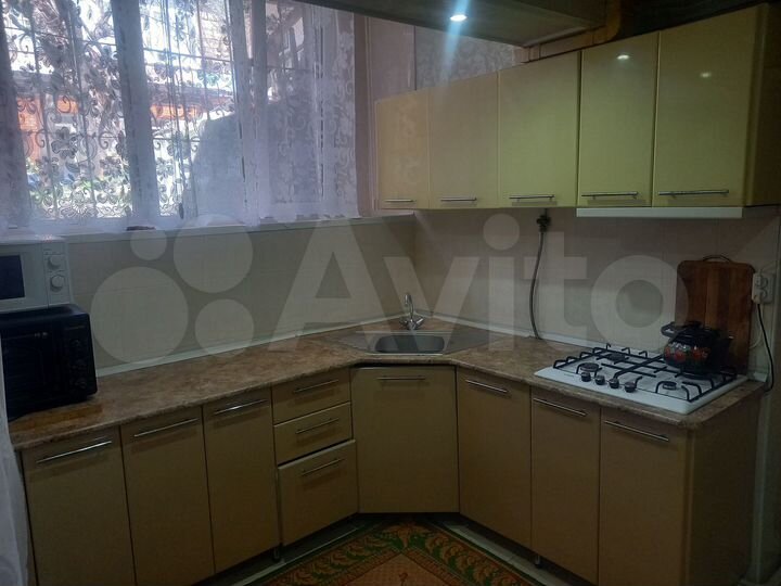 2-к. квартира, 54 м², 1/2 эт.