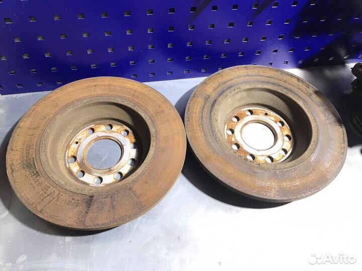 Тормозные диски задние 300мм, Passat B8