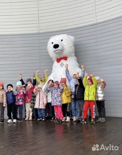 Огромный Медведь поздравление / белый мишка