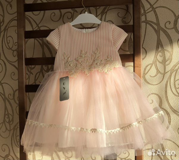 Платье для девочки новое