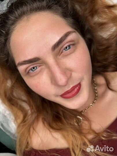 Модель на перманентный макияж