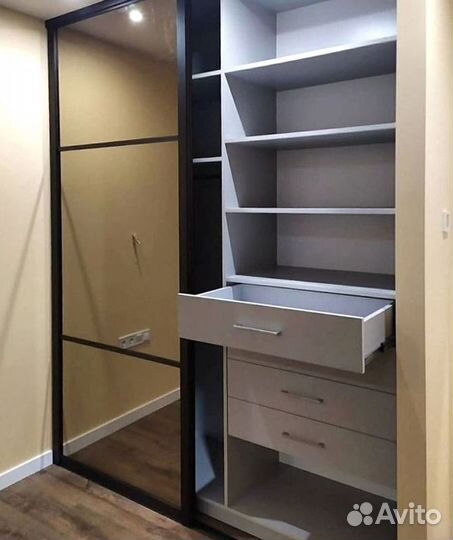 Шкаф-купе/ Шкаф угловой