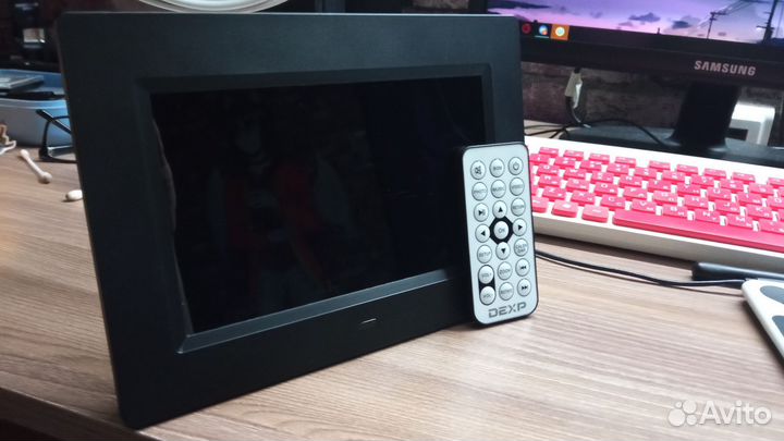 Цифровая фоторамка Dexp