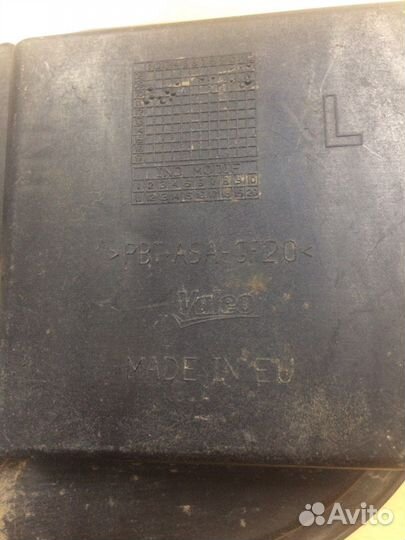 BMW X1 E84 2009-2015 Кожух фары дальнего света L