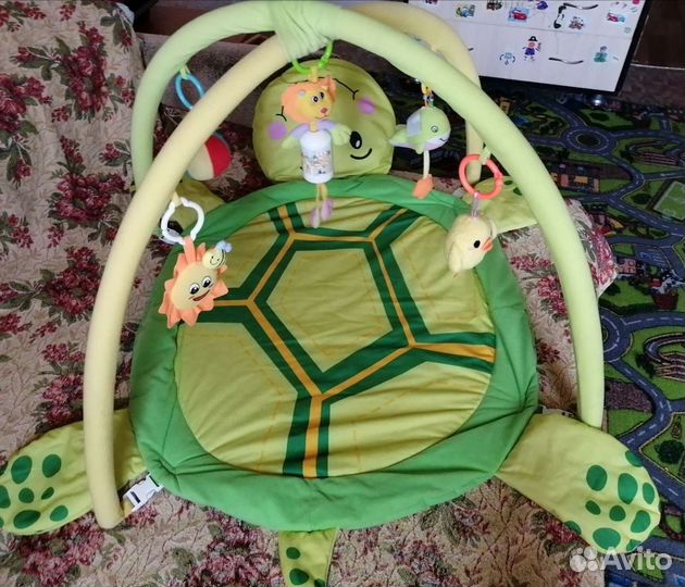 Развивающий коврик и игрушка подвеска для кроватки