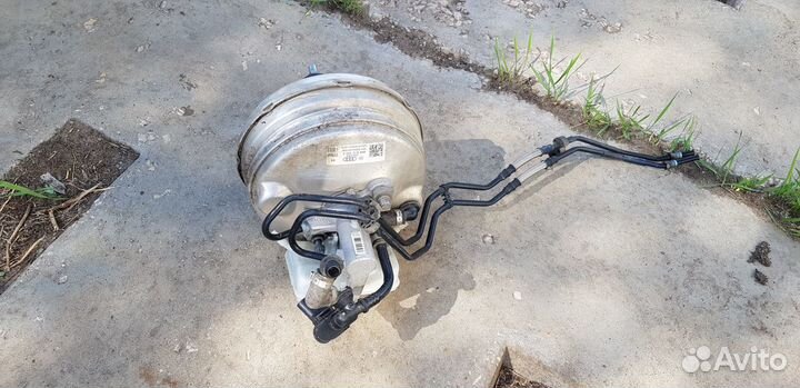 Audi A8 D4 Вакуумный Усилитель в Сборе