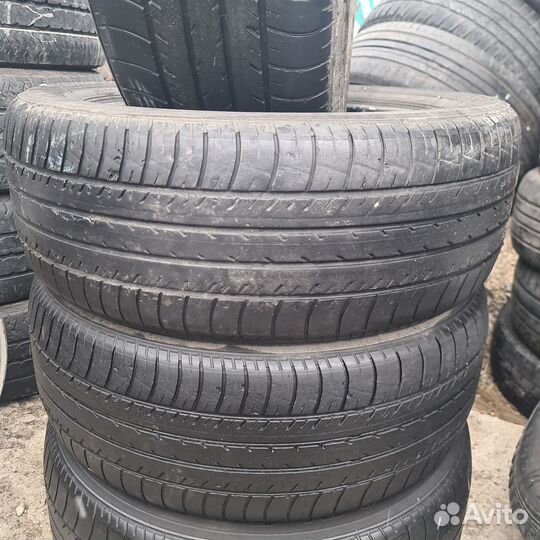 Yokohama BluEarth E70BZ 215/55 R17 94V