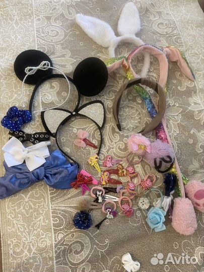 11 ободков, заколки и резинки для волос