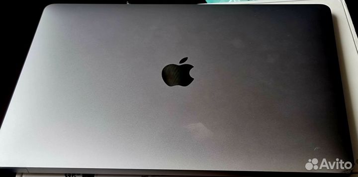 Apple macbook air 13 2020 m1
