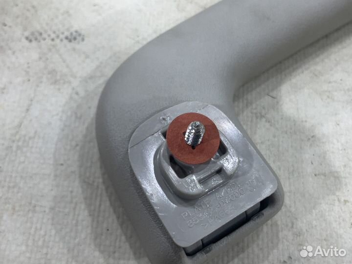 Ручка потолка передняя правая KIA K5 DL3