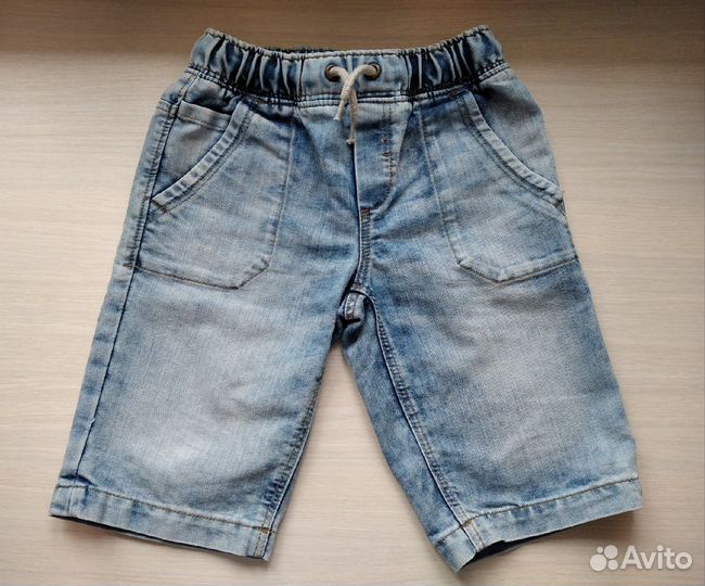 Фирменные футболки, шорты на мальчика (р-р122/128)